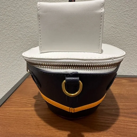 NWT Disney Cruise Line Cruise Ship Loungefly Crossbody Rare! - Picture 3 of 7